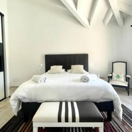 à Marina Di Fiori - 8 Pers