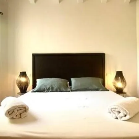 à Marina Di Fiori - 8 Pers