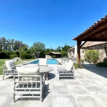 à Marina Di Fiori - 8 Pers