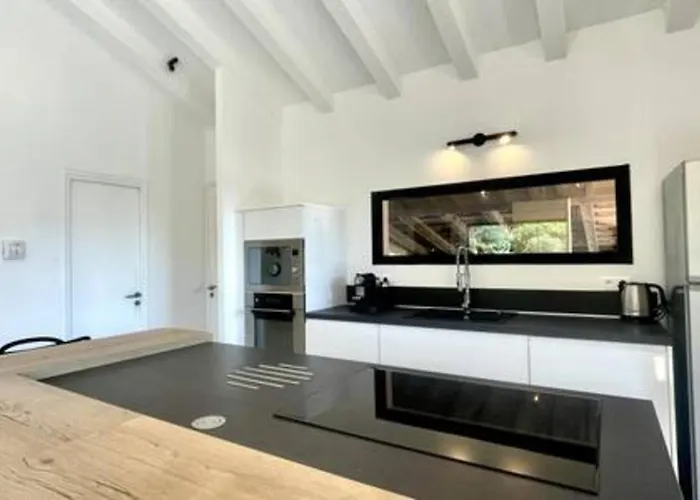 Vakantiehuis A Marina Di Fiori - 8 Pers *